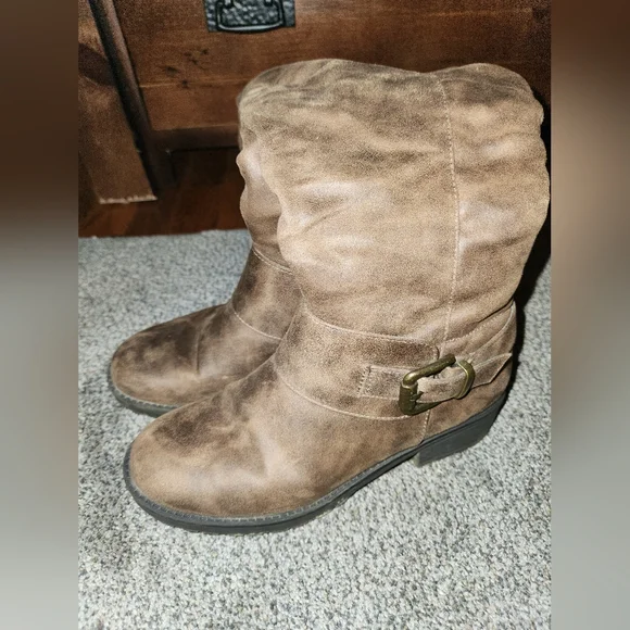 Womens brown boots - Picture 2 of 4